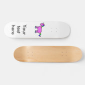 Roze eenhoorn met regenboogmane skateboard (Horizontaal)