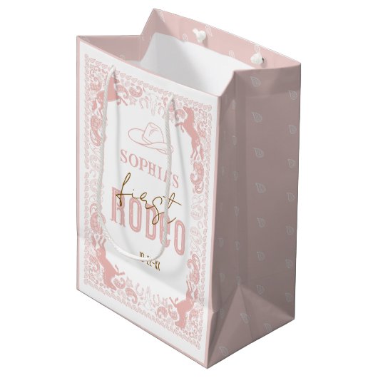 Roze Eerste Rodeo Verjaardag Gift Bag – Westerne C Medium Cadeauzakje (Voorkant Gekanteld)