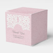 Roze Elegant Lace Favor Boxes Bedankdoosjes (Voorkant Zijde)