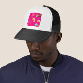 roze emoji trucker pet (In situ)