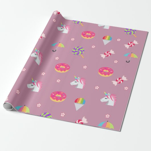 roze emoji unicorns snoepjes bloemen lollipops cadeaupapier (Uitgerold)