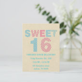 Roze en blauw design Sweet Sixteen nodigt uit Kaart (Staand voorkant)