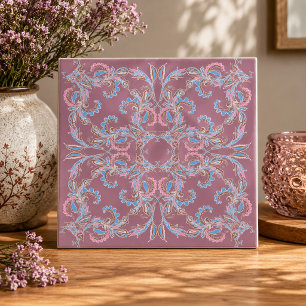 Roze en blauwe Arabesque-tegel op stoffig mauve Tegeltje