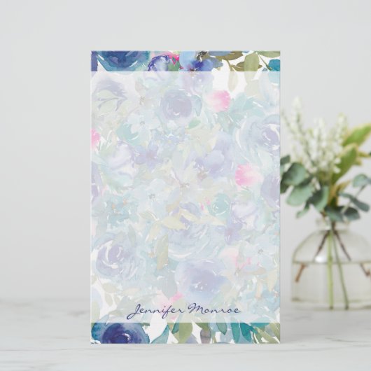 Roze en blauwe bloem op maat briefpapier (Staand voorkant)