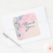 roze en blauwe bloemachtergrond dank u vierkante sticker (Envelop)