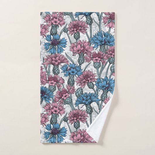 Roze en blauwe bloemen, wilde bloemen op wit bad handdoek (Handdoek)