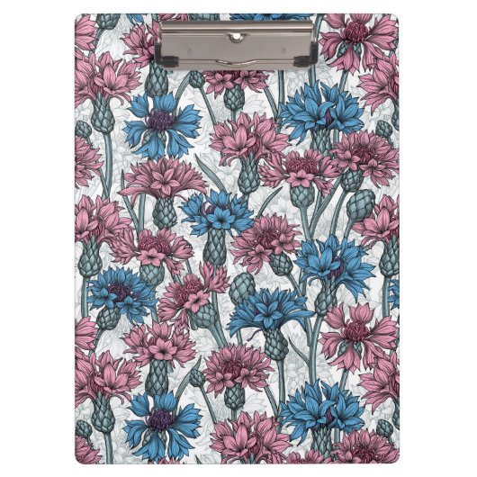 Roze en blauwe bloemen, wilde bloemen op wit klembord (Voorkant)