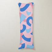 Roze en blauwe doedel patroon lichaamskussen (Voorkant Verticaal)