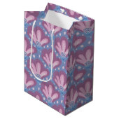 Roze en blauwe geschilderde bloemen met stippen medium cadeauzakje (Voorkant Gekanteld)