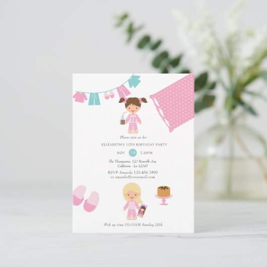 Roze en blauwe Pajama Pancake Girl Birthday Party Briefkaart (Staand voorkant)