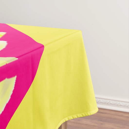  roze en bleke roomgeel ontwerp, gevarieerd tafelkleed (Voorbeeld)