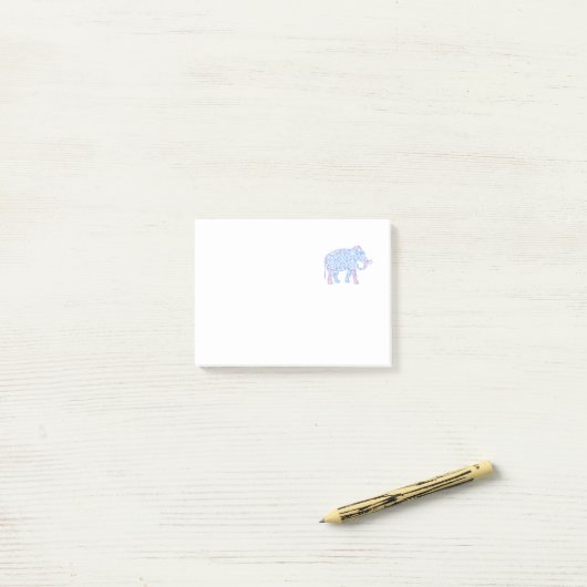 Roze en Blue Damask Elephant Post-it® Notes (Op bureau)