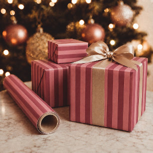 Roze en bordeaux gestreepte moderne feestdagen Ker Cadeaupapier