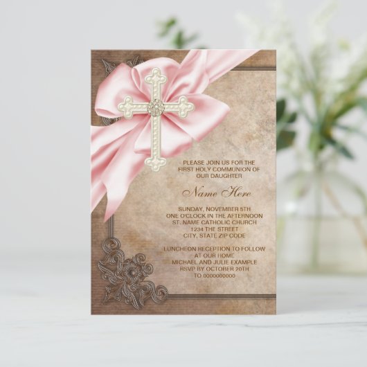 Roze en Bruin Kruis Eerste Communie Kaart (Staand voorkant)
