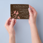 Roze en bruine draai make-up artiest of salon flyer (Hand)