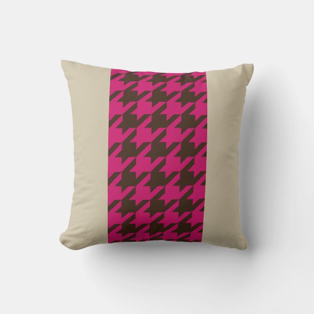 Roze en bruine houndstooth met monogram kussen (Voorkant)