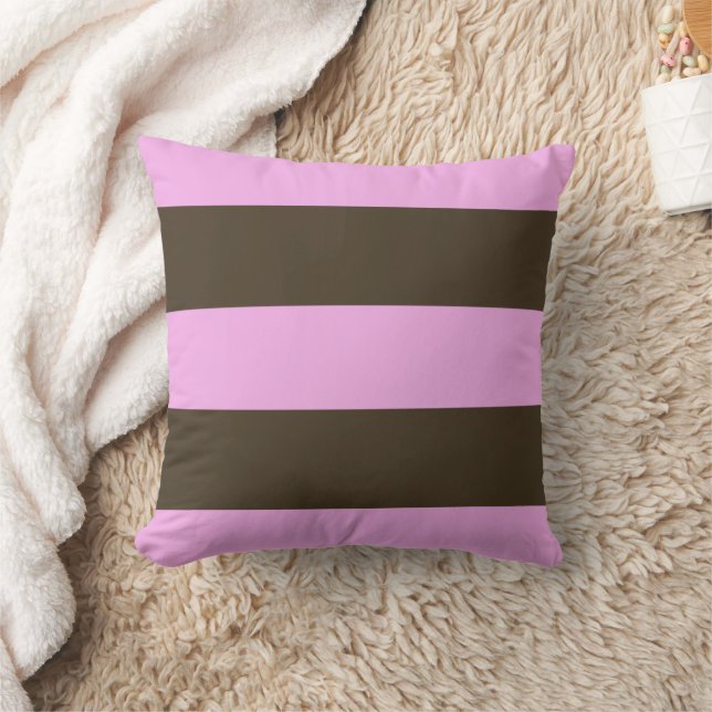 Roze en chocolade bruine strepen van STaylor Kussen (Deken)