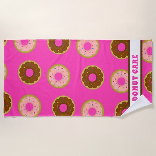 Roze en Chocolade Sprinkled Donut Care Roze Strandlaken (Voorkant)