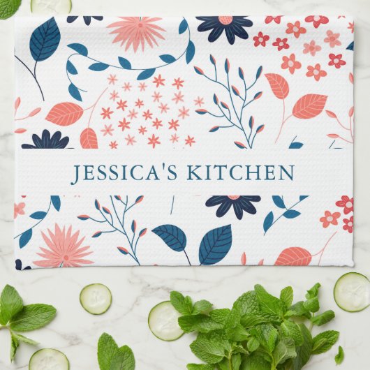 Roze en donkerblauw schattig bloespatroon theedoek (Gevouwen)