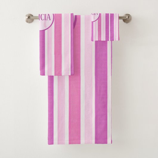 Roze en Fuchsia strepen Bad Handdoek (Insitu)