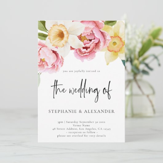 Roze en Geel Bloemen Script QR Code Bruiloft Kaart (Staand voorkant)