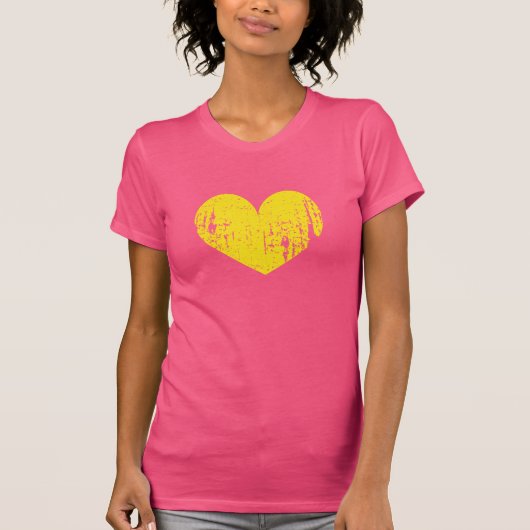Roze en geel vervaagd versleten hart t shirt (Voorkant)