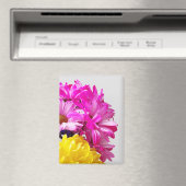 Roze en gele bloemen magneet - De Dabs door Mari D (Insitu (Vaatwasser))