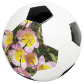 Roze en gele bloemen voetbal (Drie kwart)
