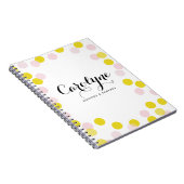 Roze en Gele Confetti Stippen Patroon Gepersonalis Notitieboek (Rechterzijde)