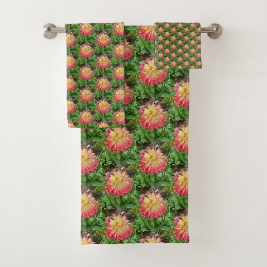 Roze en gele Dahlia Bad Handdoek (Insitu)