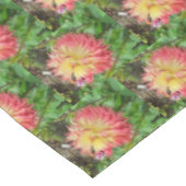 Roze en gele Dahlia Tafelkleed (Gekanteld)