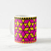 Roze en Gele Driehoeken Patroon Koffiemok (Voorkant links)