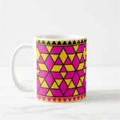 Roze en Gele Driehoeken Patroon Koffiemok (Links)