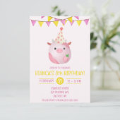 Roze en Gele Koe Stoffig, Plush Verjaardagsfeestje Kaart (Staand voorkant)