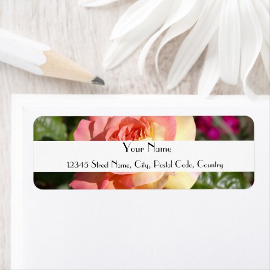  roze en gele rozenbloem, aangepast etiket (Insitu)