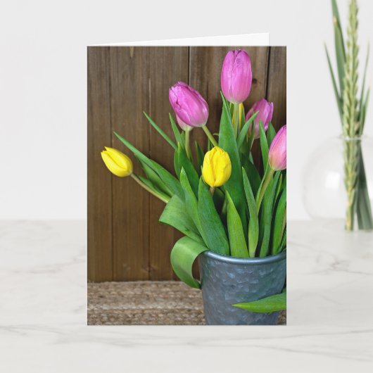 Roze en gele tulpen in emmer kaart (Voorkant)