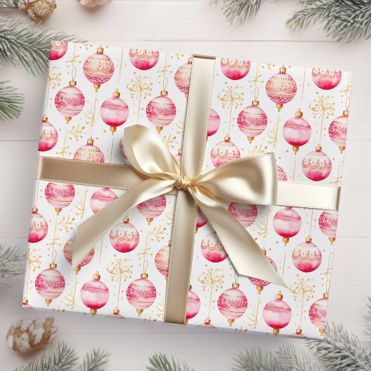 Roze en gouden kerstversieringen cadeaupapier