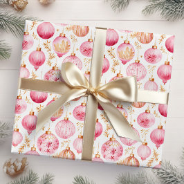 Roze en gouden kerstversieringen cadeaupapier