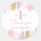 Roze en gouden regenboog 1e verjaardag gunsten ronde sticker (Voorkant)