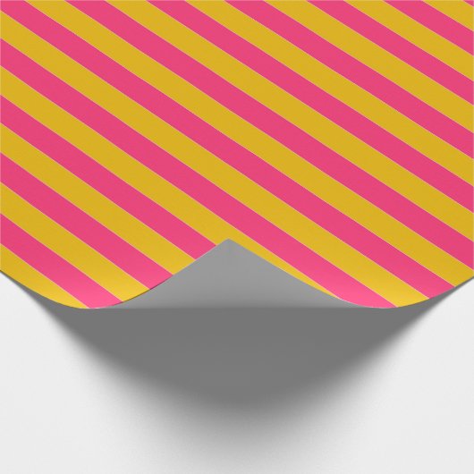 Roze en gouden strepen cadeaupapier (Hoek)