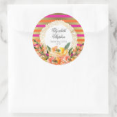 Roze en goudmetaalstrips met Florals Wedding Ronde Sticker (Tas)