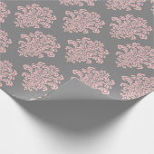 Roze en grijs damast patroon cadeaupapier (Hoek)