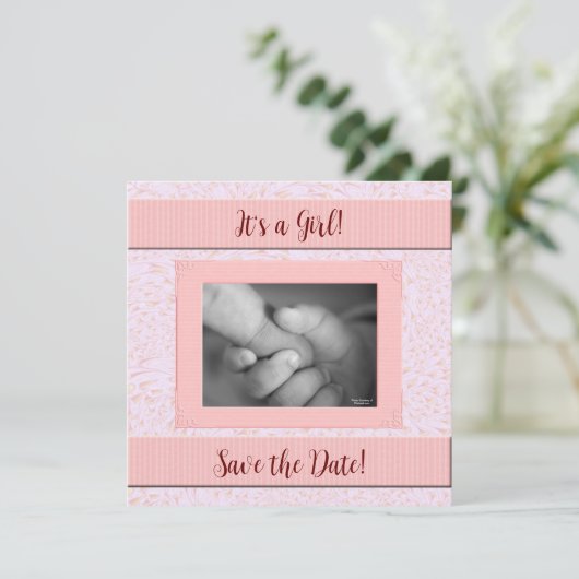 Roze en grijze Baby shower Save The Date (Staand voorkant)