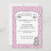 Roze en Grijze Ballon Meisjes 8e Verjaardagsfeestj Kaart (Achterkant)