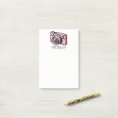 Roze en grijze camera fotografie gepersonaliseerd post-it® notes (Op bureau)