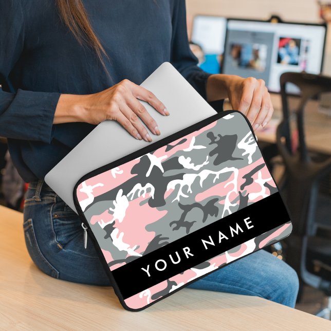 Roze en Grijze Camouflage Jouw naam Personaliseren Laptop Sleeve (Creator heeft geüpload)