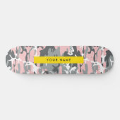Roze en Grijze Camouflage Jouw naam Personaliseren Persoonlijk Skateboard (Horizontaal)