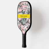 Roze en Grijze Camouflage Jouw naam Personaliseren Pickleball Paddle (Links)