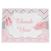 Roze en Grijze Chevron Ballerina Verjaardag Bedank Groot Cadeauzakje (Voorkant)