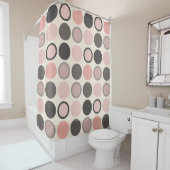 Roze en grijze cirkels midden-eeuwse moderne douchegordijn (In situ)